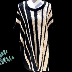 NWOT Surf cover up or Super cozy sweater throw! Super soft